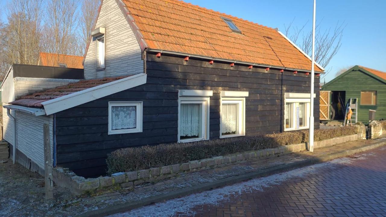 Schwone Diekhuusje - Vakantiewoning Aan De Noordzeekust Villa Schoondijke Exterior foto